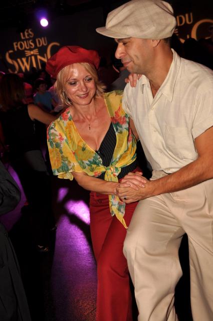 min 2010 11 13 fous swing 103